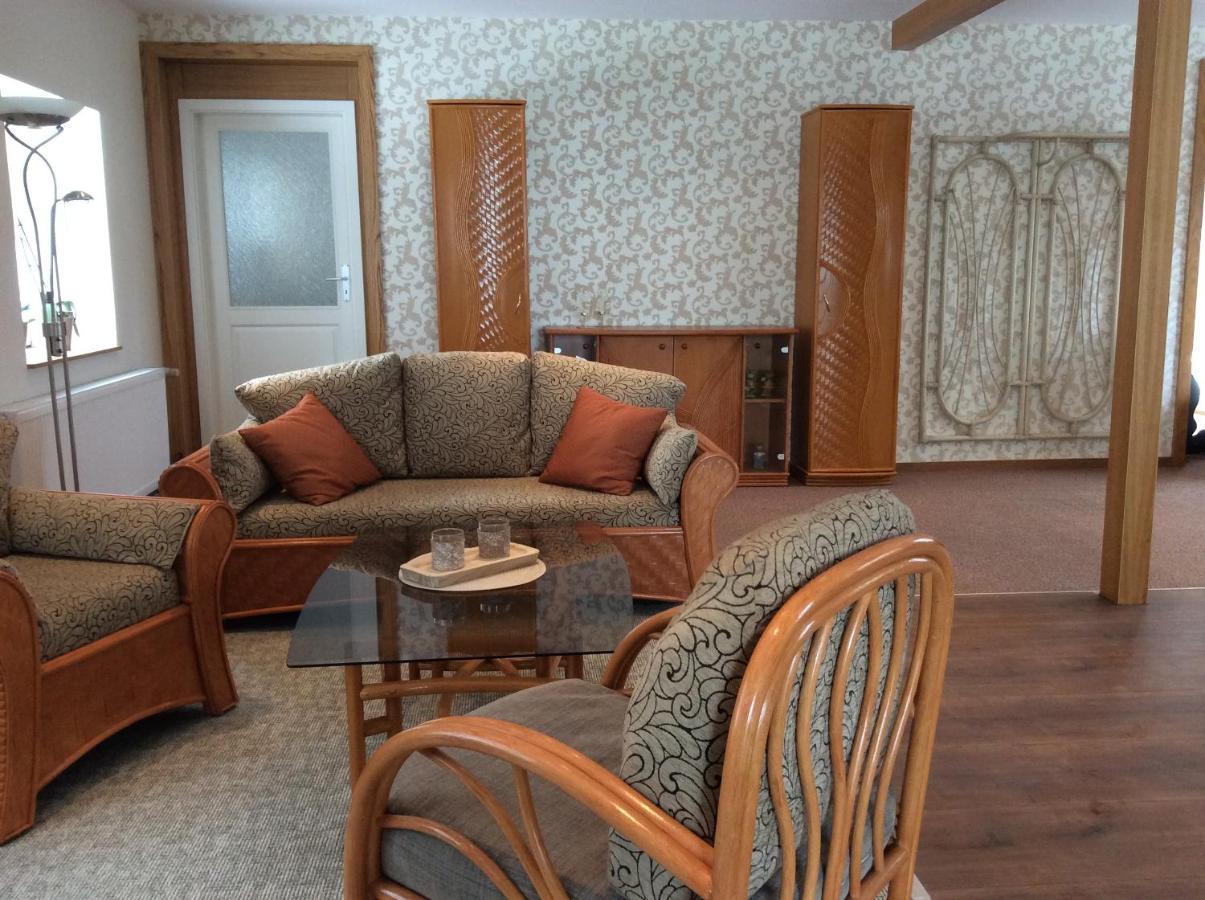 Ferienwohnung Direkt Am Potzlower See 外观 照片